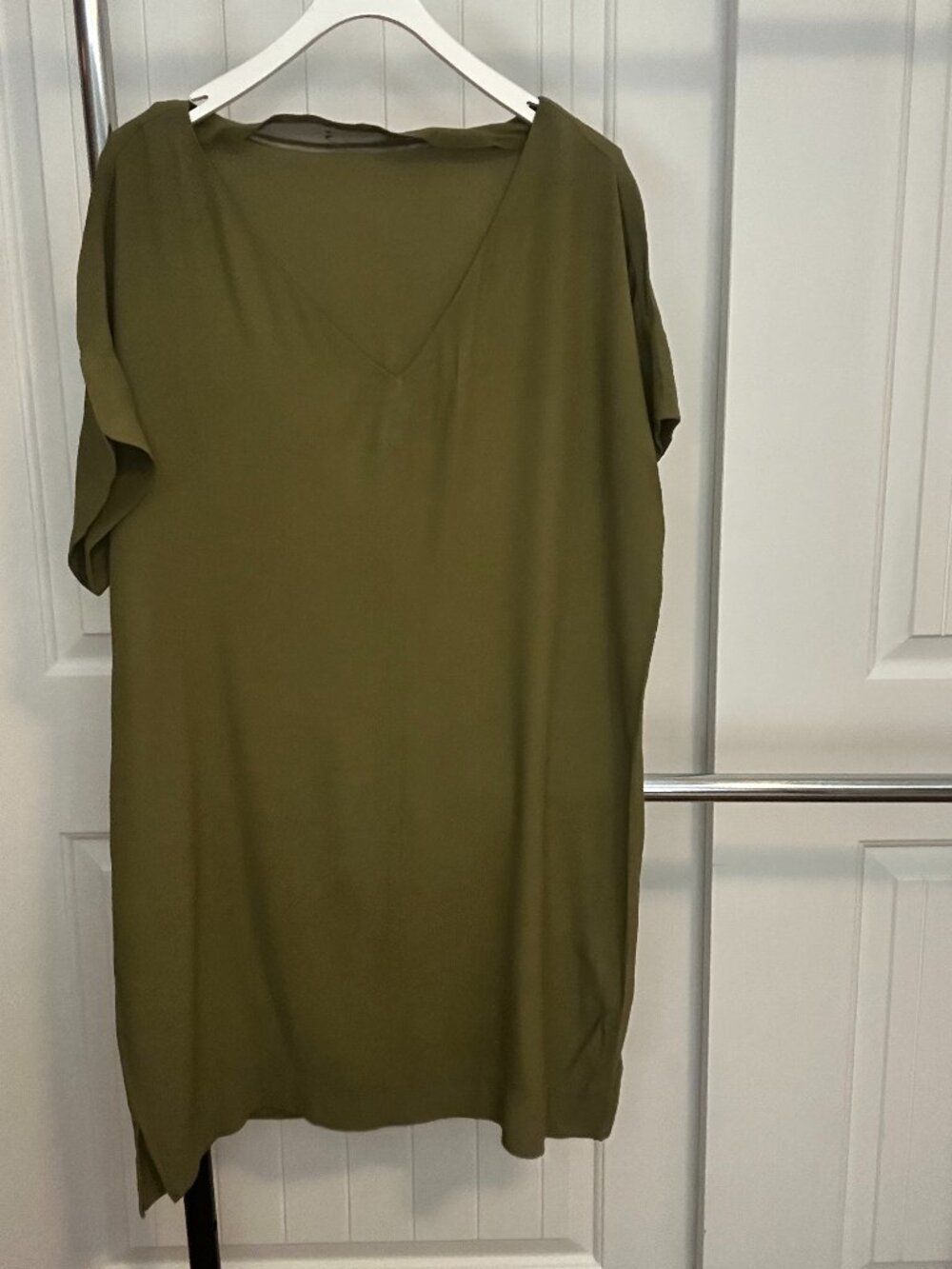 Madewell Olive Green V-Neck Shift Dress | size medium